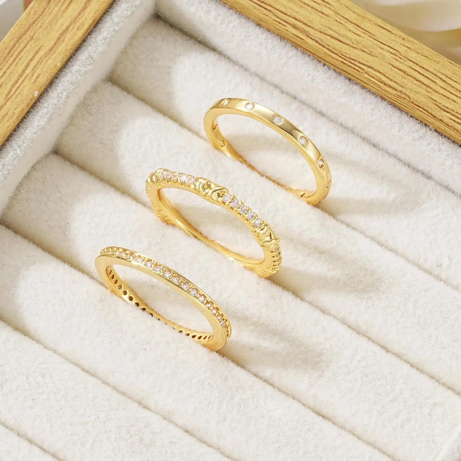 17KM 14K Gold Rings for Women Non Tarnish, Dainty Knuckle Stackable Rings Set Oval V-shaped Cubic Zirconia Rings Perfect for Wedding Promise Engagement Bands Size 5-10