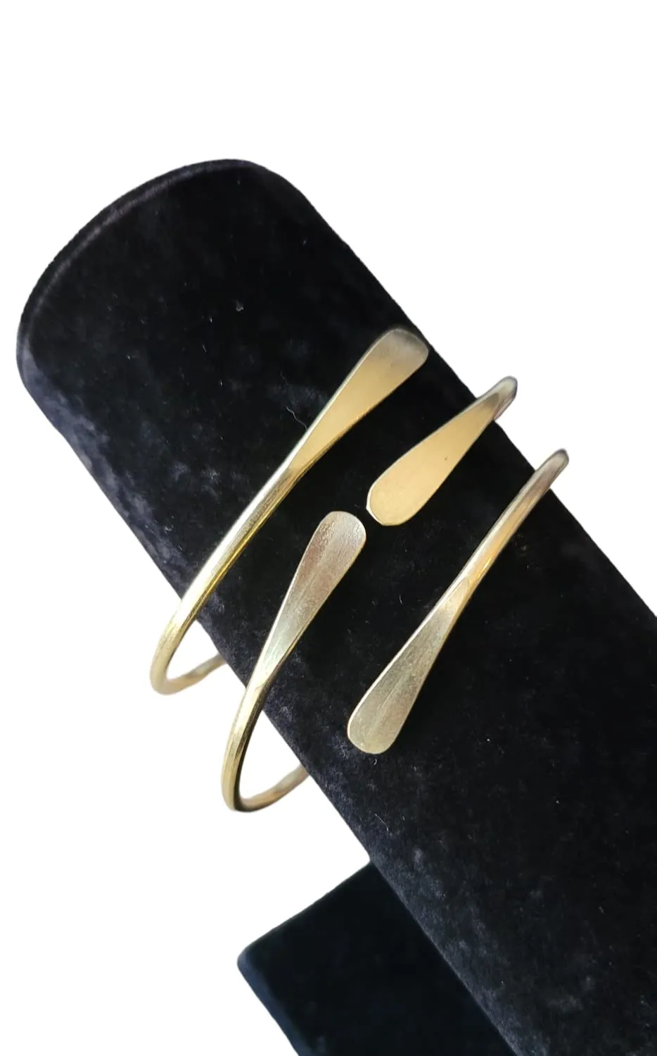 2 Raw Brass Cuff Bracelets Set, African Brass Bangles For Women, Hammered Ends Stacking Bracelets, Boho Tribal Cultural Jewelry (Set Of 2)