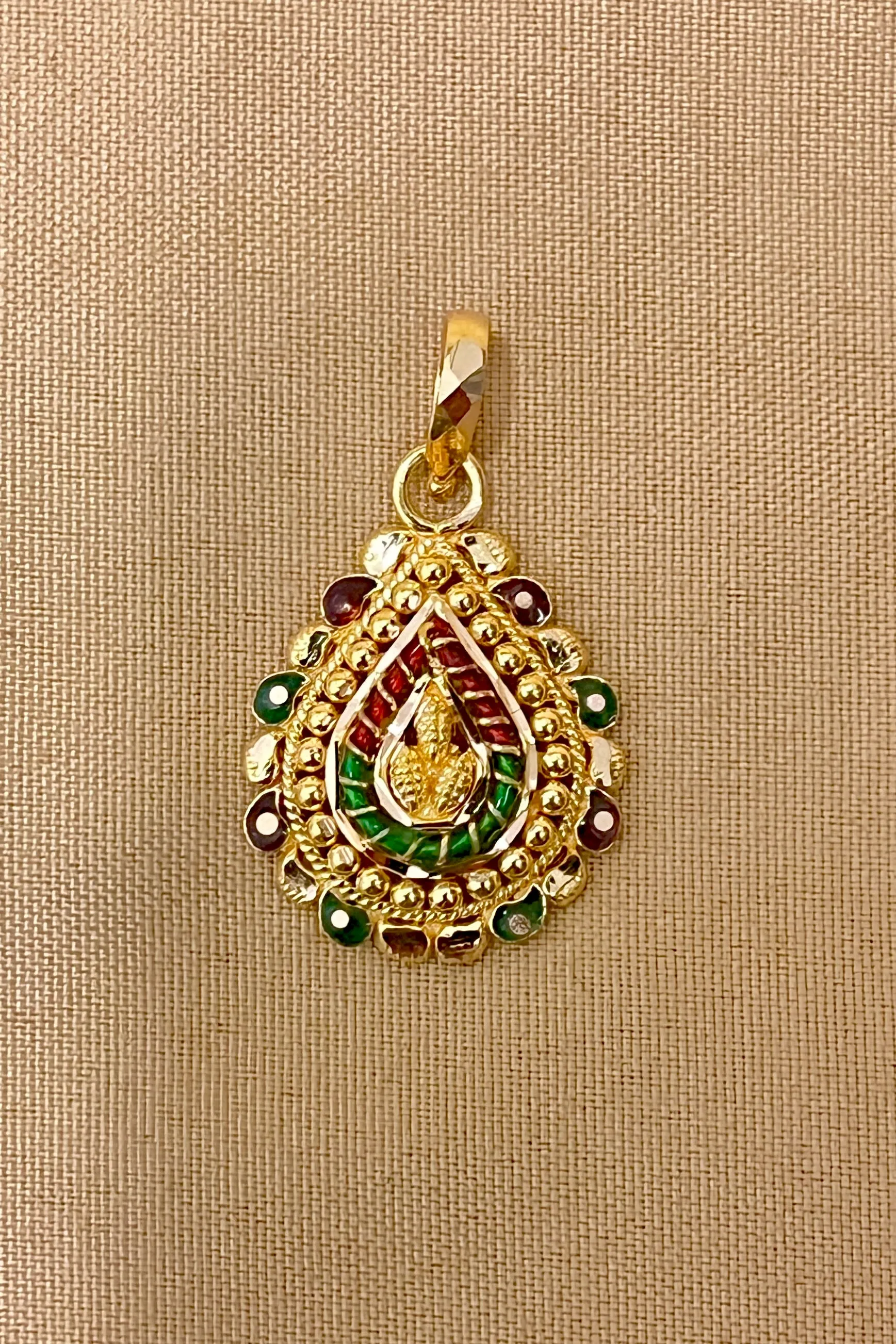 22 KT Gold Designer Teardrop Multicolor Pendant Set (D117)