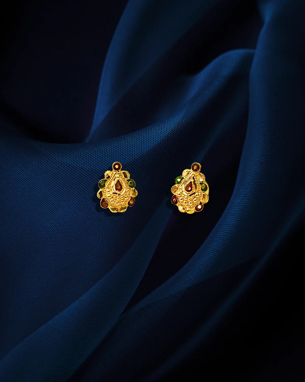 22 KT Gold Designer Teardrop Multicolor Pendant Set (D117)