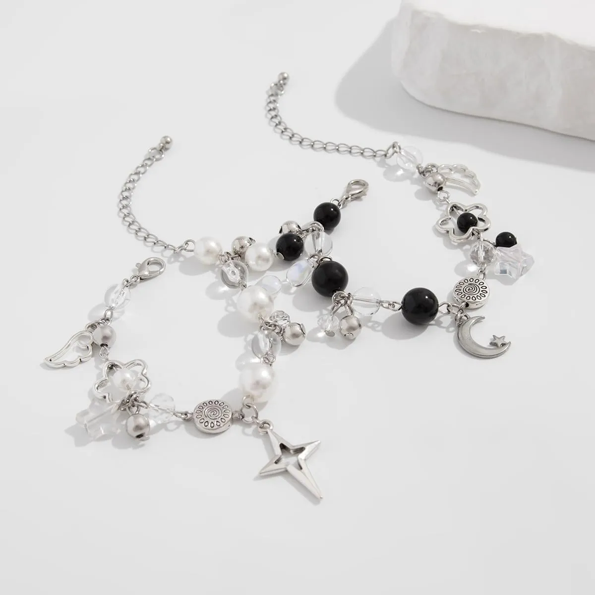2PCS Punk Y2K Matching Bracelet for Women Men Cool Y2K Pearl Strawberry Envelope Love Heart Star Beaded Bracelets Set Aesthetic Grunge Punk Beads Bracelet for Couples Friends Jewelry Gifts