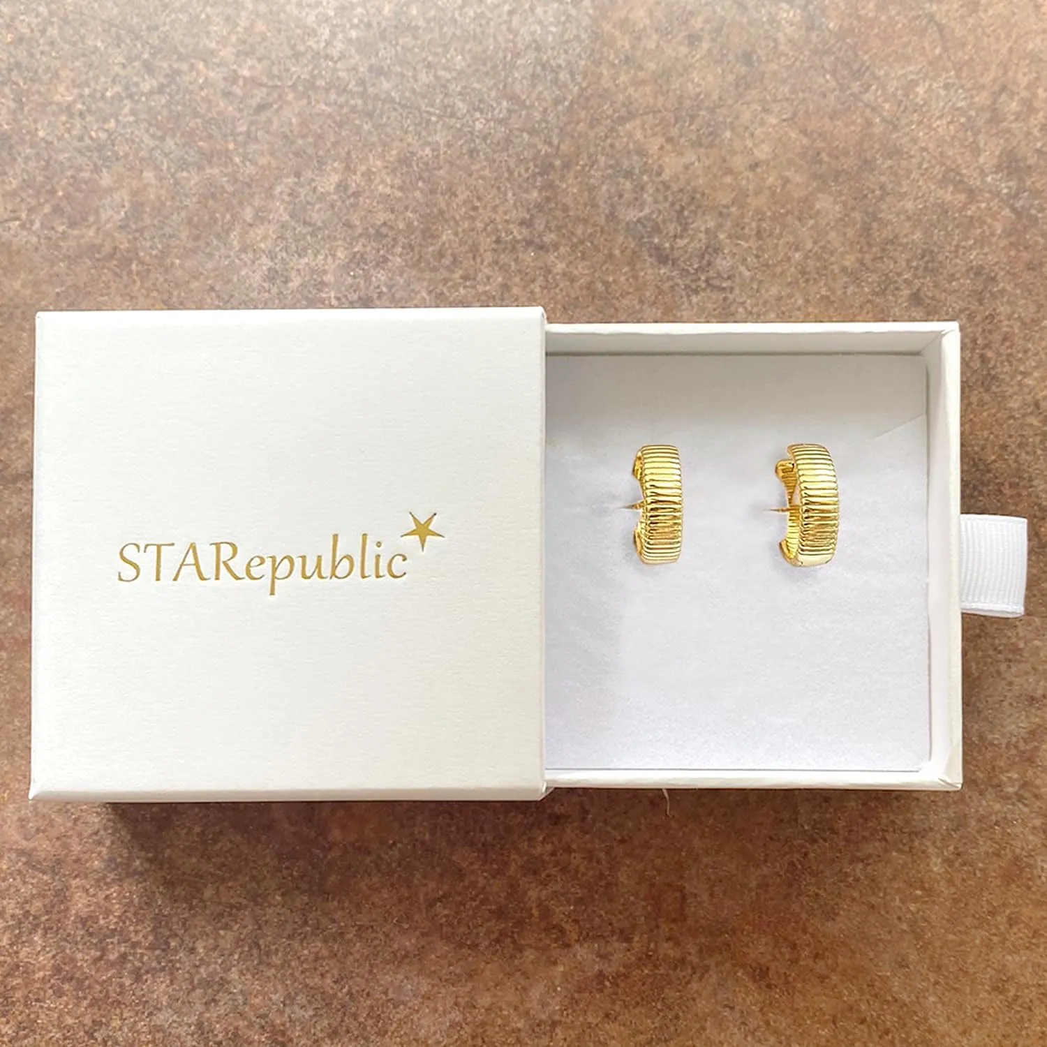 925 Sterling Silver 14K Gold Plated 20mm Chunky Dome Huggie Hoop Earrings