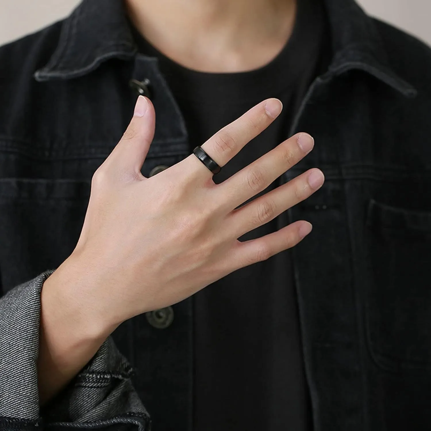 Aienid Stainless Steel Vintage Rings, Matching Rings Engagement Ring Black Heart Brushed Engraved Ring for His and Hers Rings for Couples
