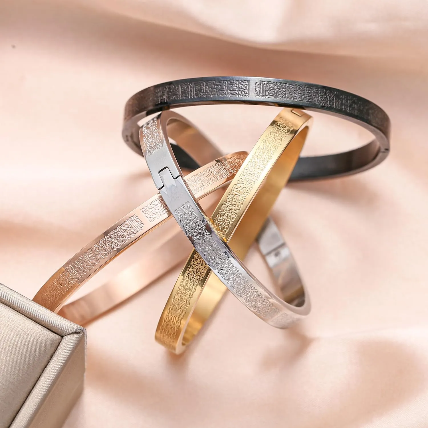 AYATUL KURSI Islamic Jewelry Bracelets Stainless Steel Openable Bangles Arabic Calligraphy Islamic Faith Gifts Messager Islamic Calligraphy Muslim Men Jewelry Bracelets Gift for Women