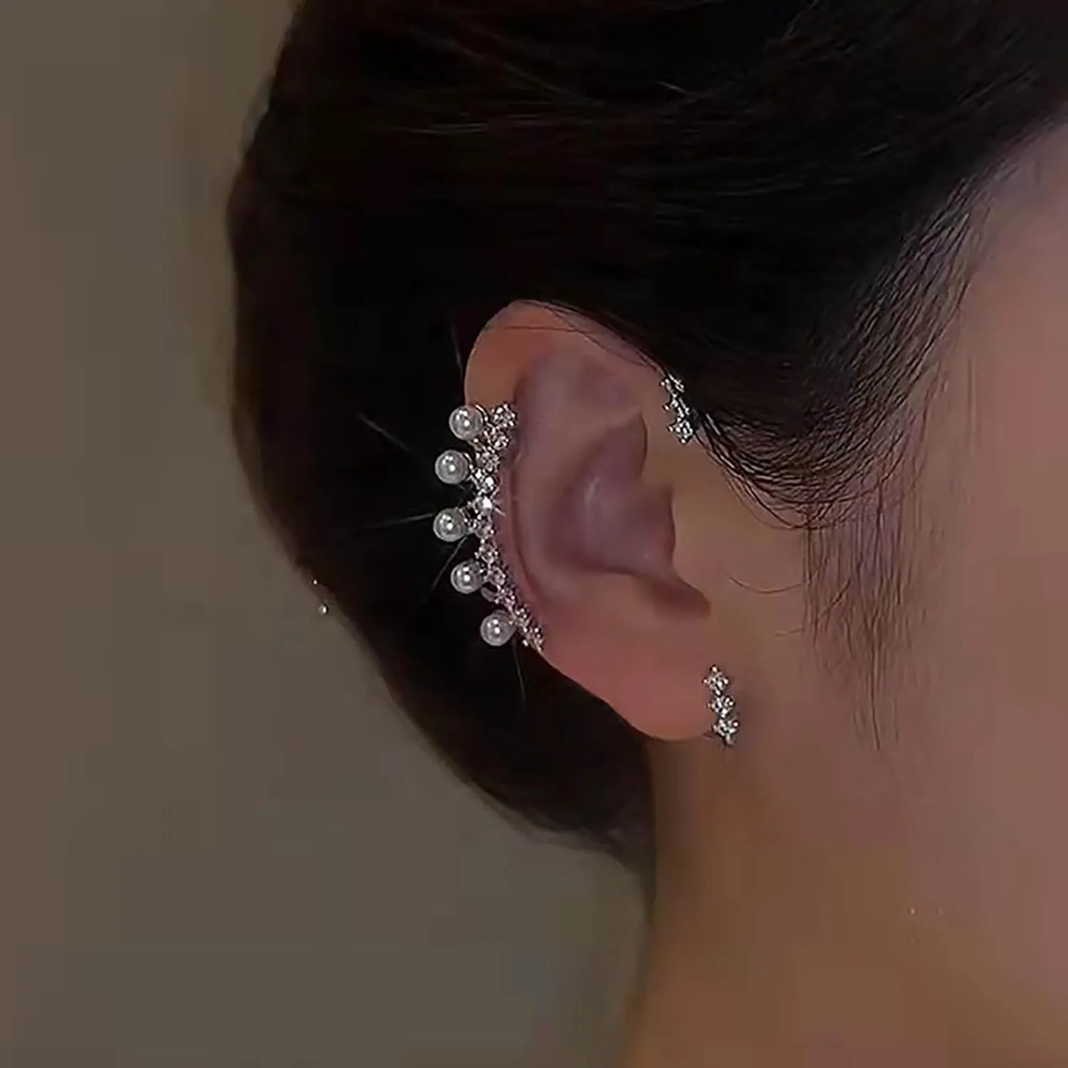 Boho Pearl Ear Cuff Earrings Pearl Ear Climber Earring Pearl Ear Crawler Earring Pearl Rhinestone Earring Silver Cz Ear Wrap Earring Jewelry for Women(Left)
