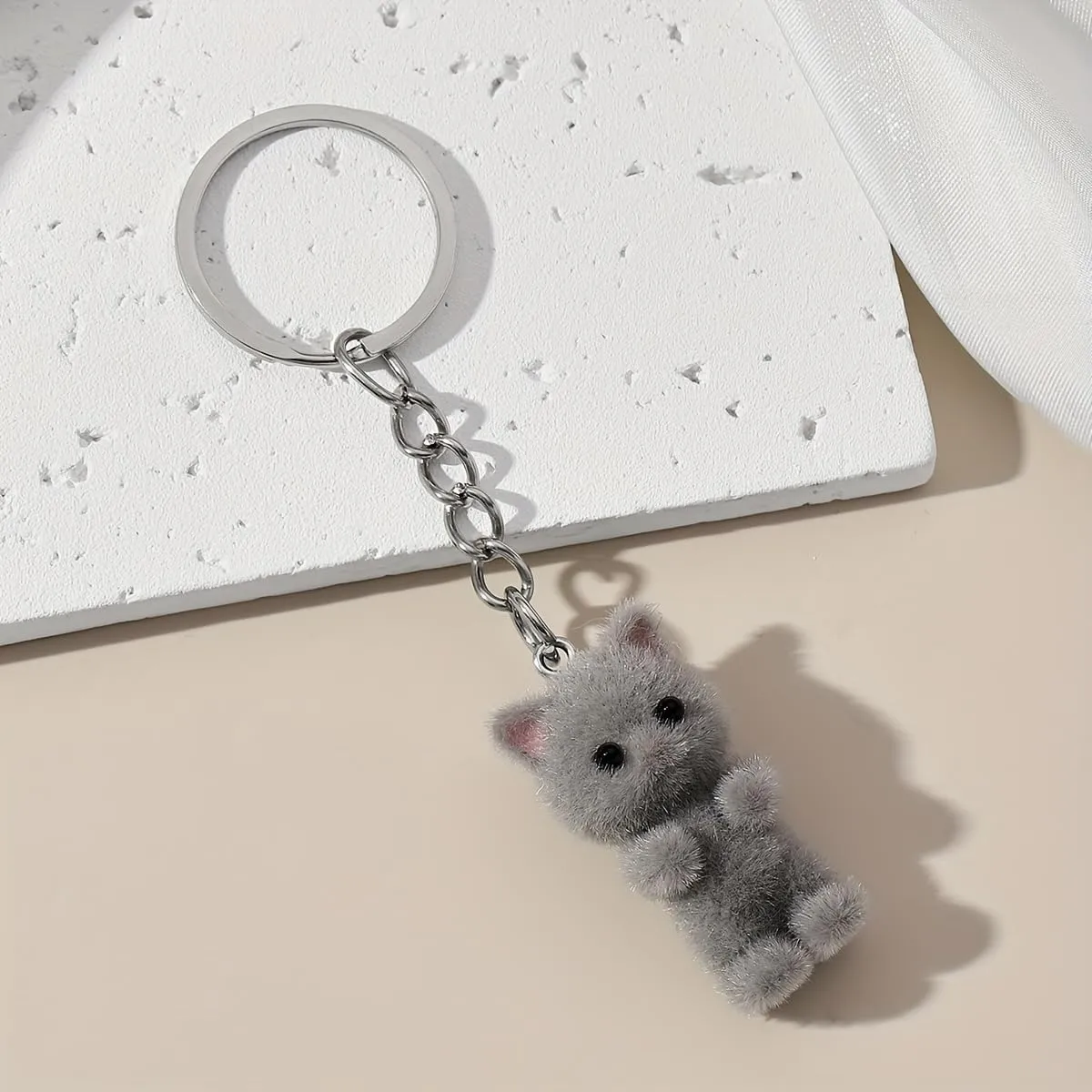 Cat Keychain Y2K Cute Fuzzy Aesthetic Kawaii Keychains charms Accessories for Bag Backpack Wallet Pendants Decor