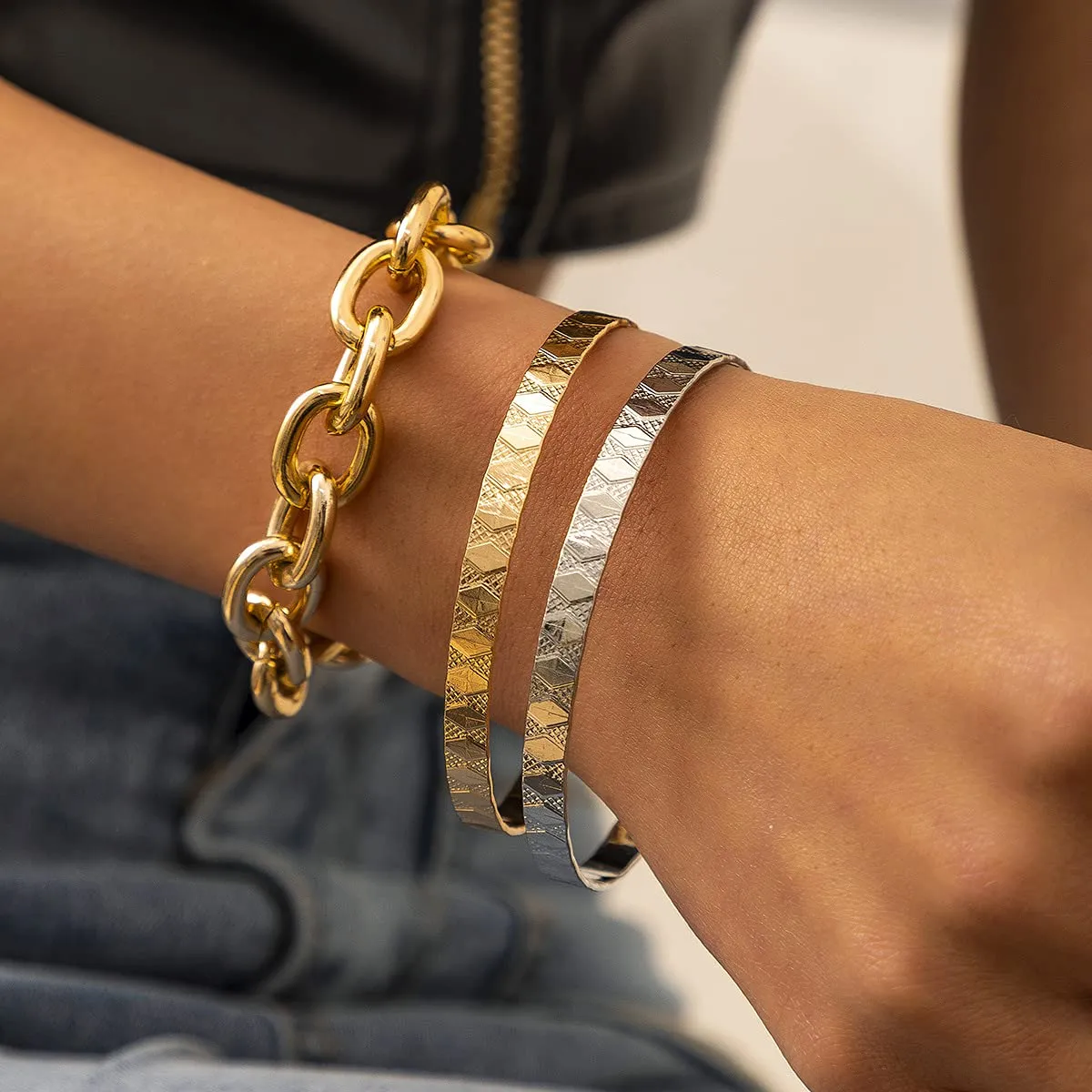 Chargances Gold Bohemia Chunky Chain Bracelets Set for Women Layered OPen Cuff Bangle Fashion Bracelets Jewelry for Women Girls Gift