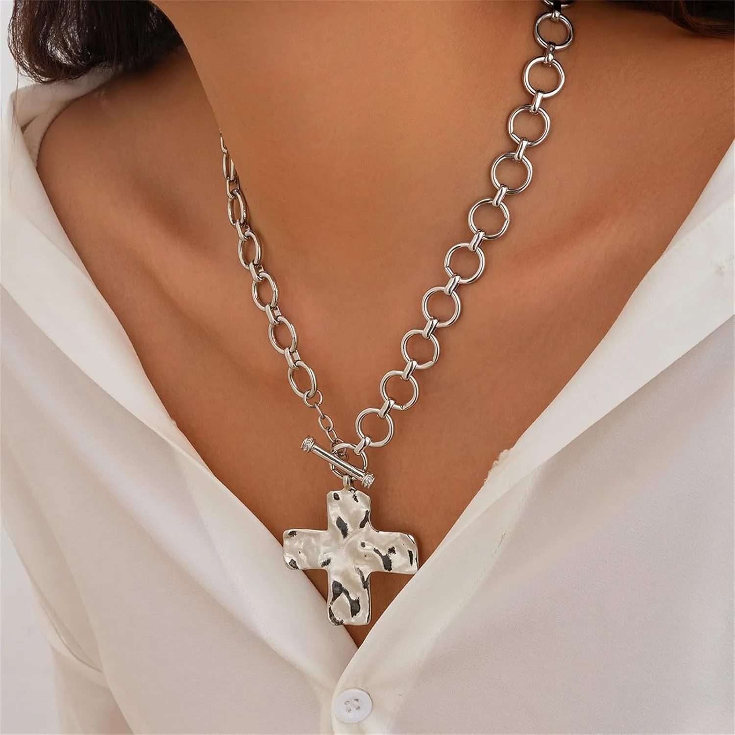 Chunky Cross Necklace for Women,14K Gold Plated Large Cross Pendant Necklace Statement Thick Chain Necklace Vintage Toggle Clasp Necklace Trendy Jewelry