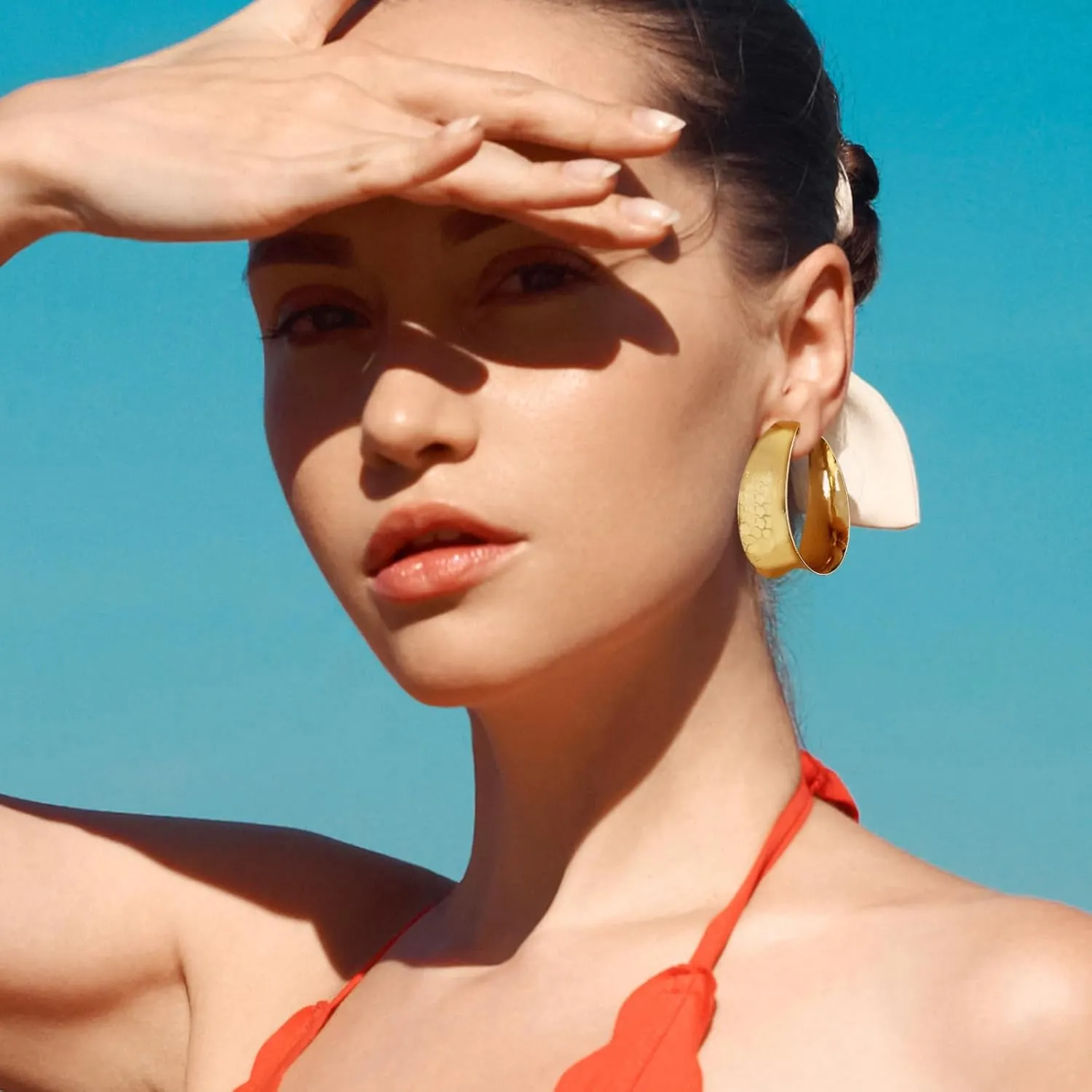 Chunky Gold Hoop Earrings for Women 14k Gold Plated Chunky Gold Earrings Thick Gold Chunky Earrings Large Big Chunky Hoops Earring Trendy Hypoallergenic Gold Statement Earrings Jewelry