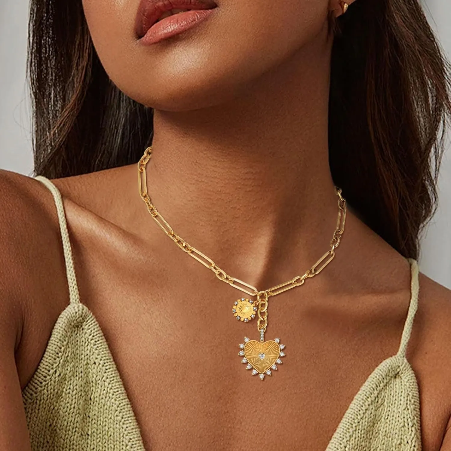 Chunky Gold Sun Heart Pendant Charm Necklace for Women 18K Gold Plated Thick Paperclip Chain Choker Necklaces Hip Hop Valentines Day Gift Jewelry