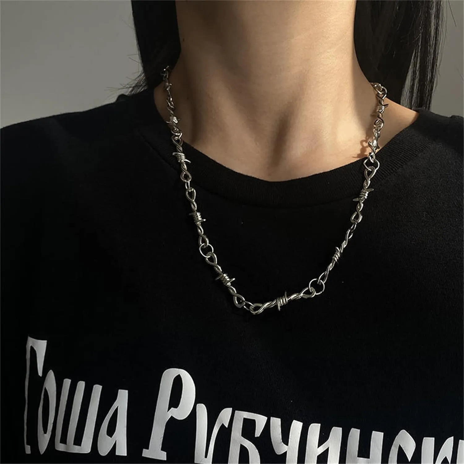 coadipress Unisex Gothic Thorns Choker Necklace for Men Women Personalized Punk Hip Hop Heavy Duty Padlock Metal Collar Thorns Barbed Wire Choker Necklace Harajuku Chain Jewelry Gift