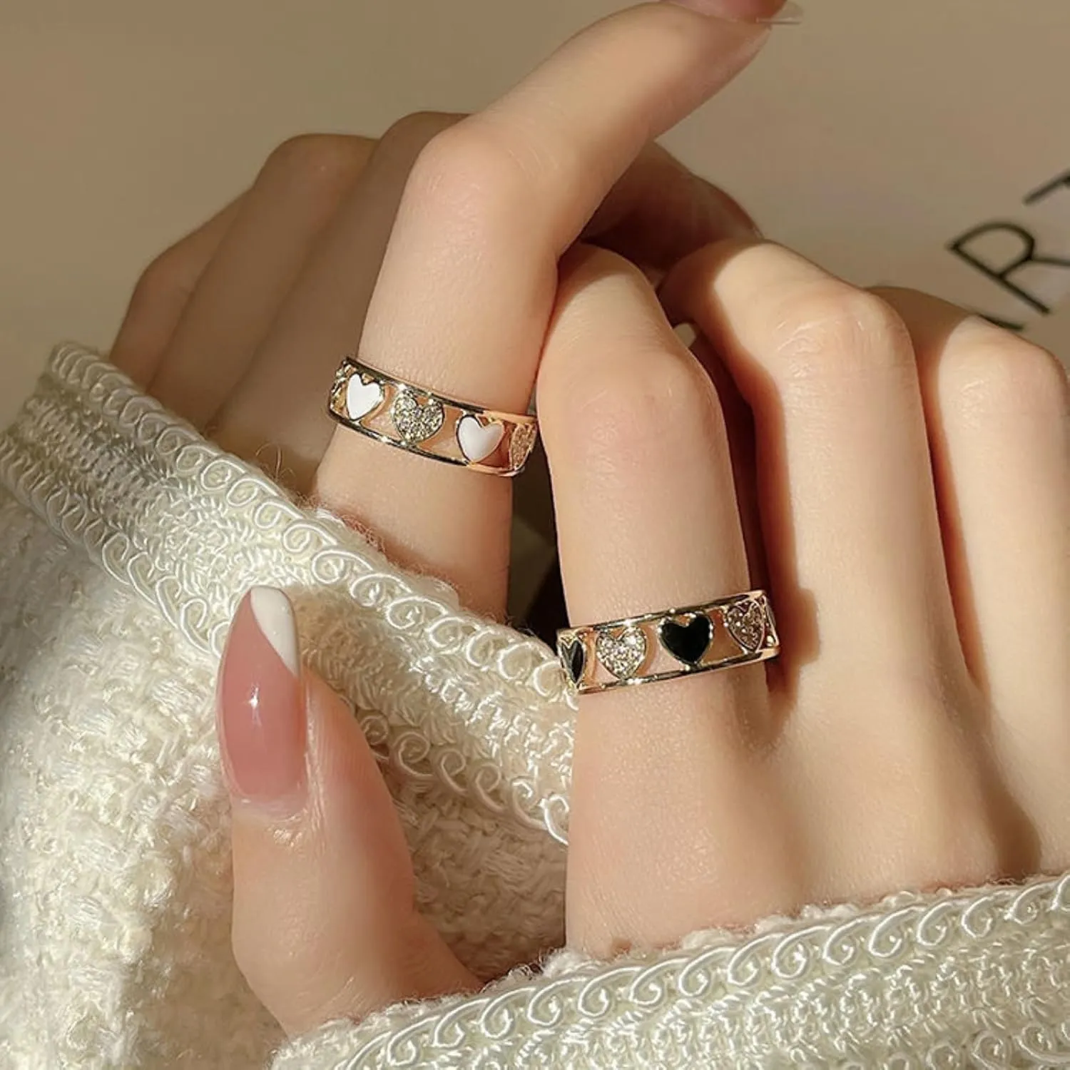 Dainty Heart Shaped Finger Rings for Women,Boho Crystal Couple Love Promise Rings Aesthetic Hollow Chunky Heart Ring Wedding Band Promise Ring Jewelry Gift