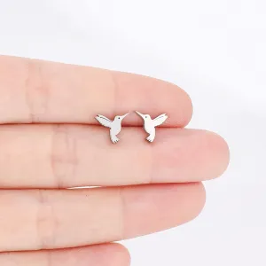Dreuyet 4Pairs Stainless Steel Bird Stud Earrings for Women Cute Little Flying Hummingbird Earrings Tiny Lovely Bird Animal Post Piercing Ear Jewelry