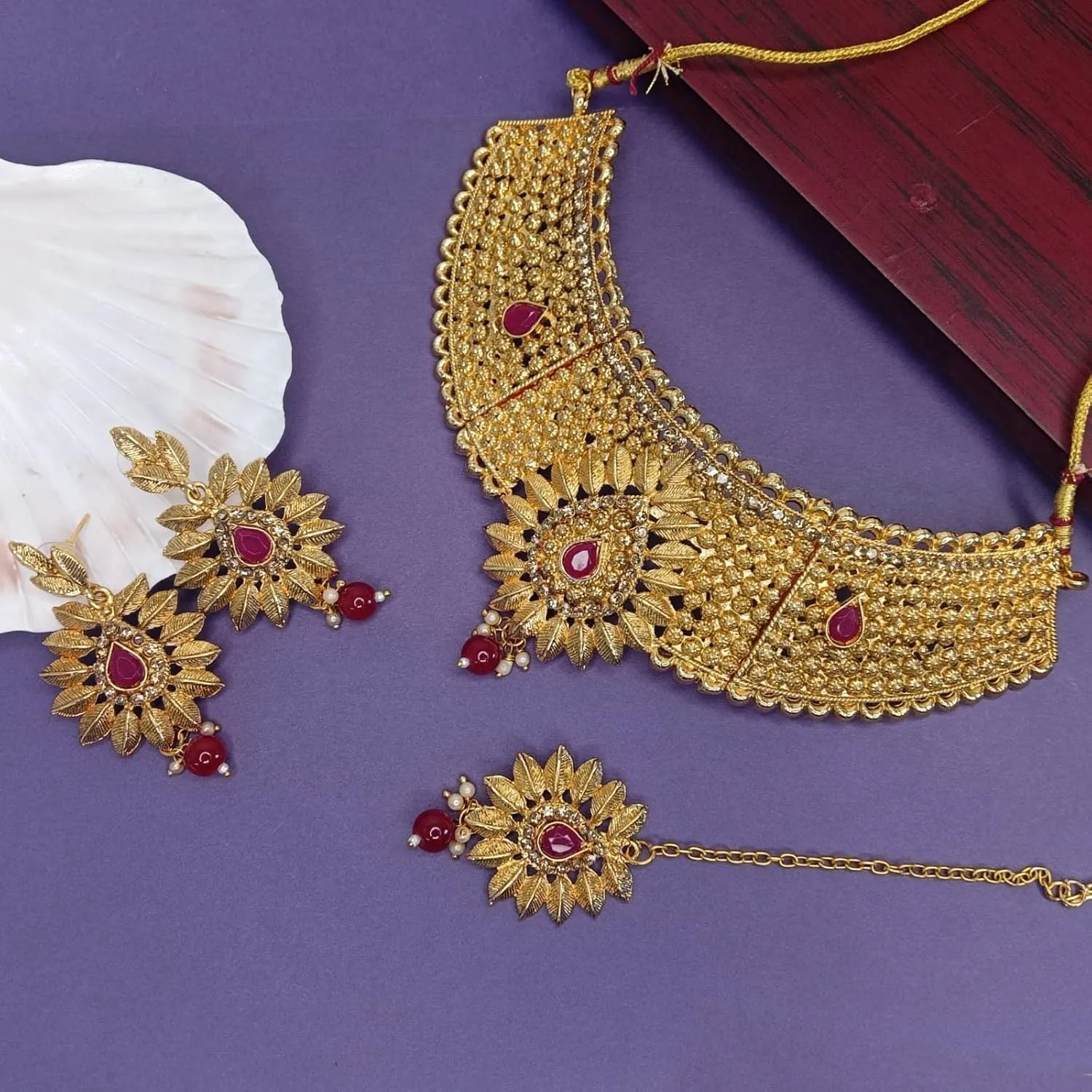 Efulgenz Gold Tone Choker Indian Jewelry Sets for Women Traditional Crystal Kundan Stone Pearl Wedding Choker Necklace Earrings Maang Tikka Jewelry Set Indian Bridal Jewelry