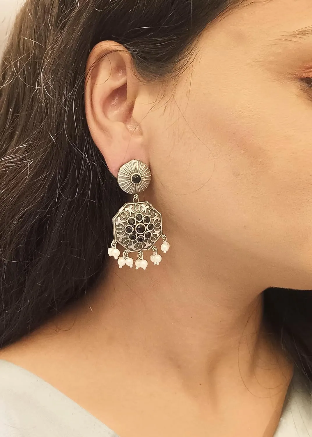Efulgenz Indian Earrings for Women Crystal Faux Pearl Floral Earrings Set Dangle Earrings Bohemian Fashion Statement Earrings Jewelry for Women