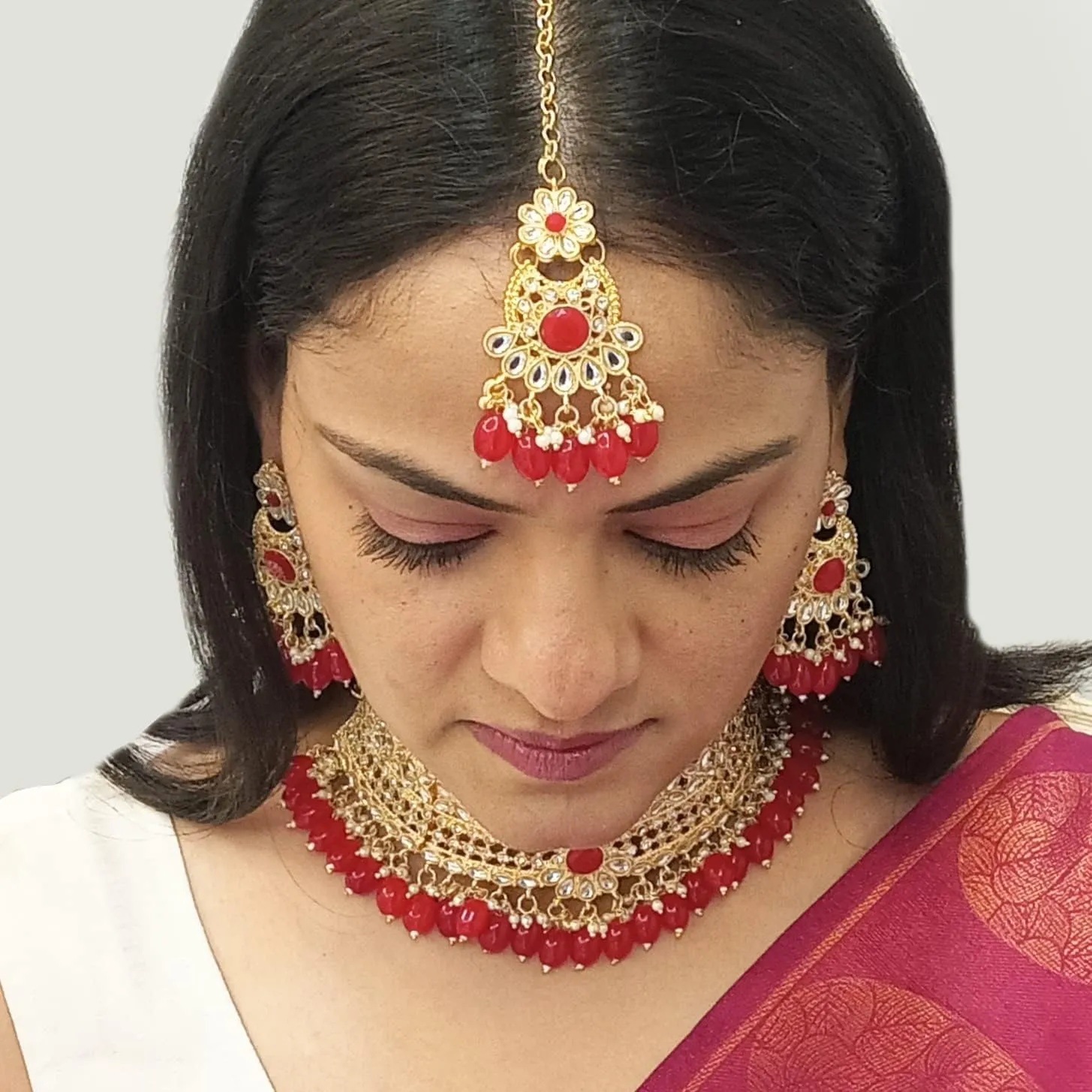 Efulgenz Indian Kundan Jewelry Set Traditional Crystal Faux Pearl Choker Necklace Earrings Maang Tikka Head Chain Bollywood Bridal Wedding Jewelry for Women