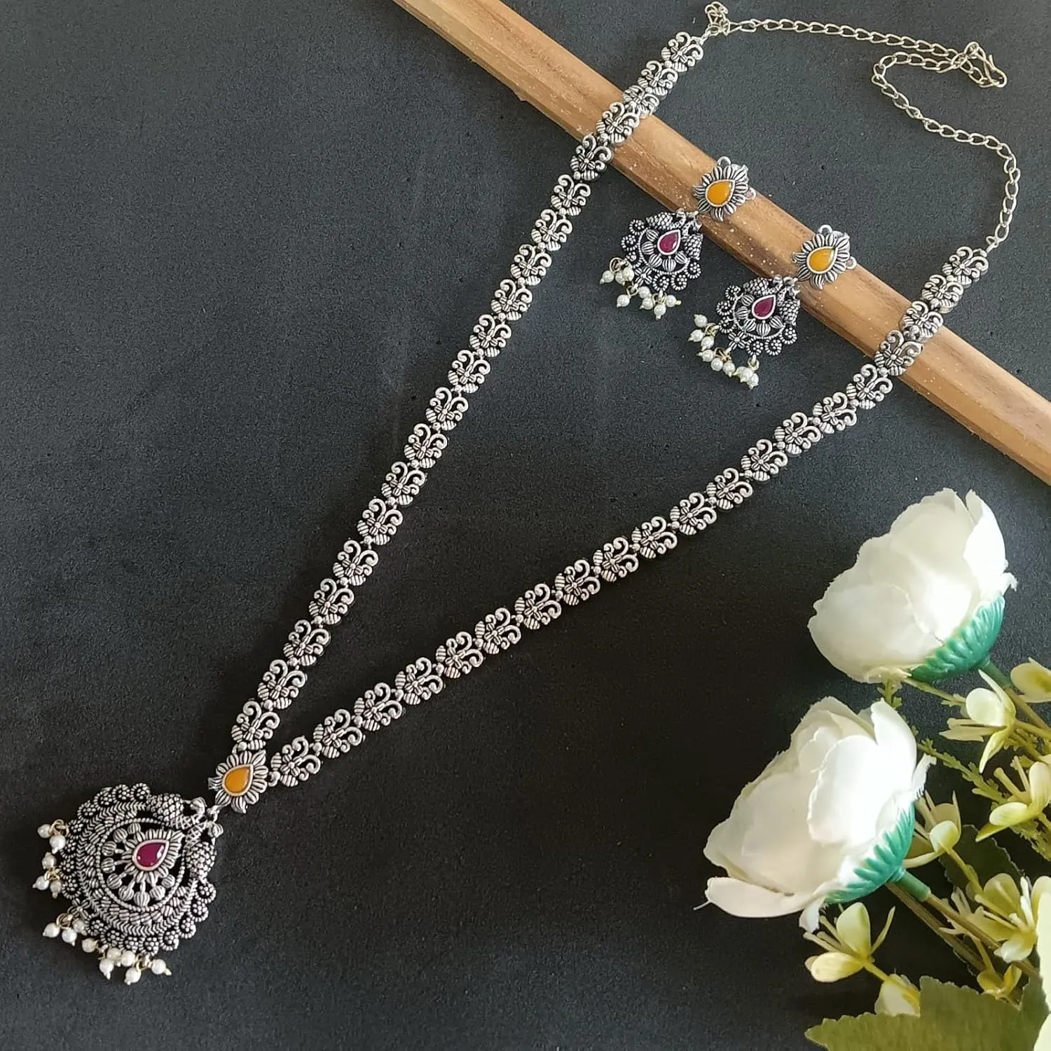 Efulgenz Oxidized Indian Jewelry Sets Long Pendant Choker Necklace Earrings Set Oxidized Antique Boho Crystal Faux Pearl Floral Necklace Dangle Earrings Bohemian Statement Jewelry Set for Women