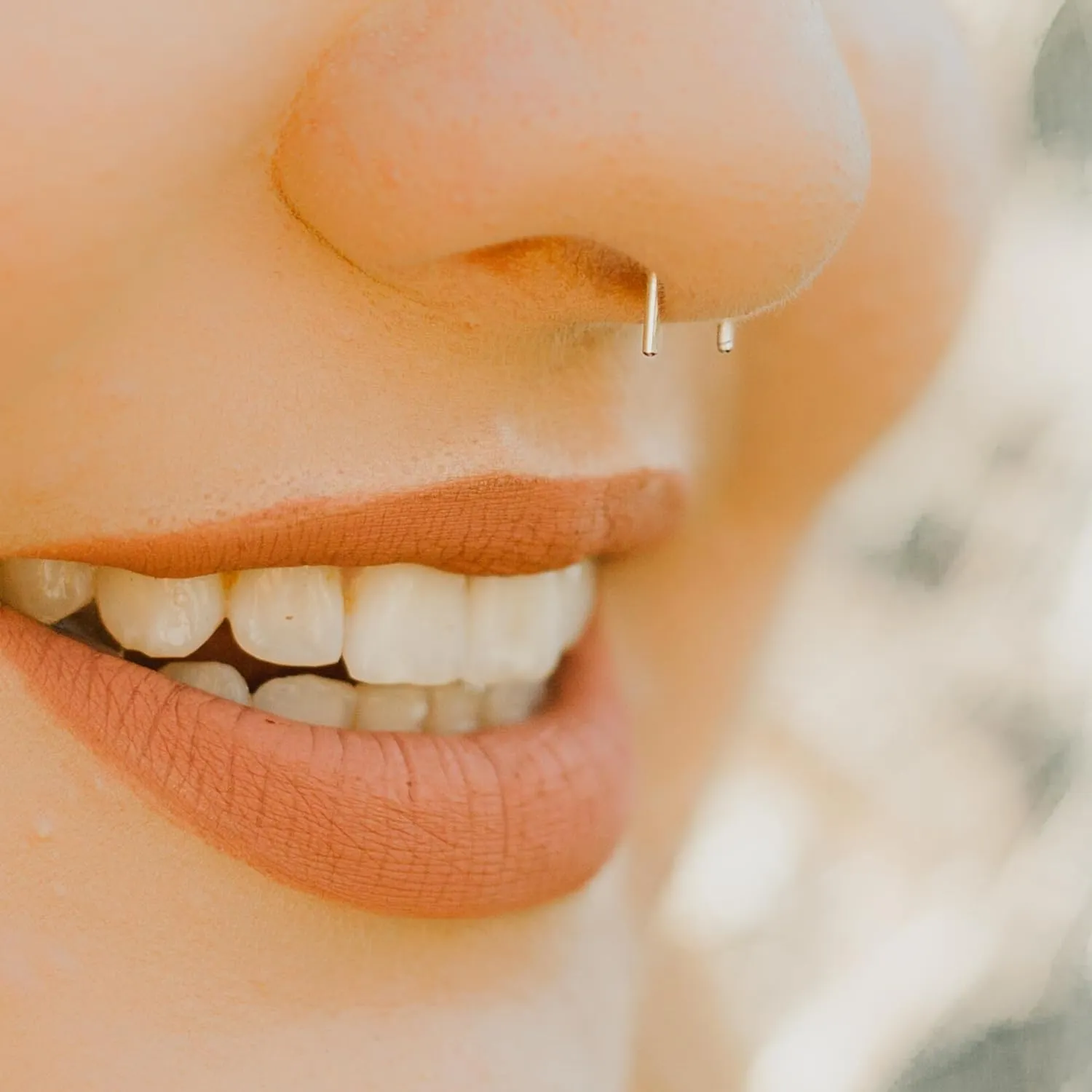 Ellie J Maui Septum Retainer - Septum Rings, Nose Piercings, Septum Jewelry, Septum Rings 16g, Septum Ring, 18 Gauge Nose Ring, Septum Retainer for Comfortable Wear (16 Guage, Sterling Silver)