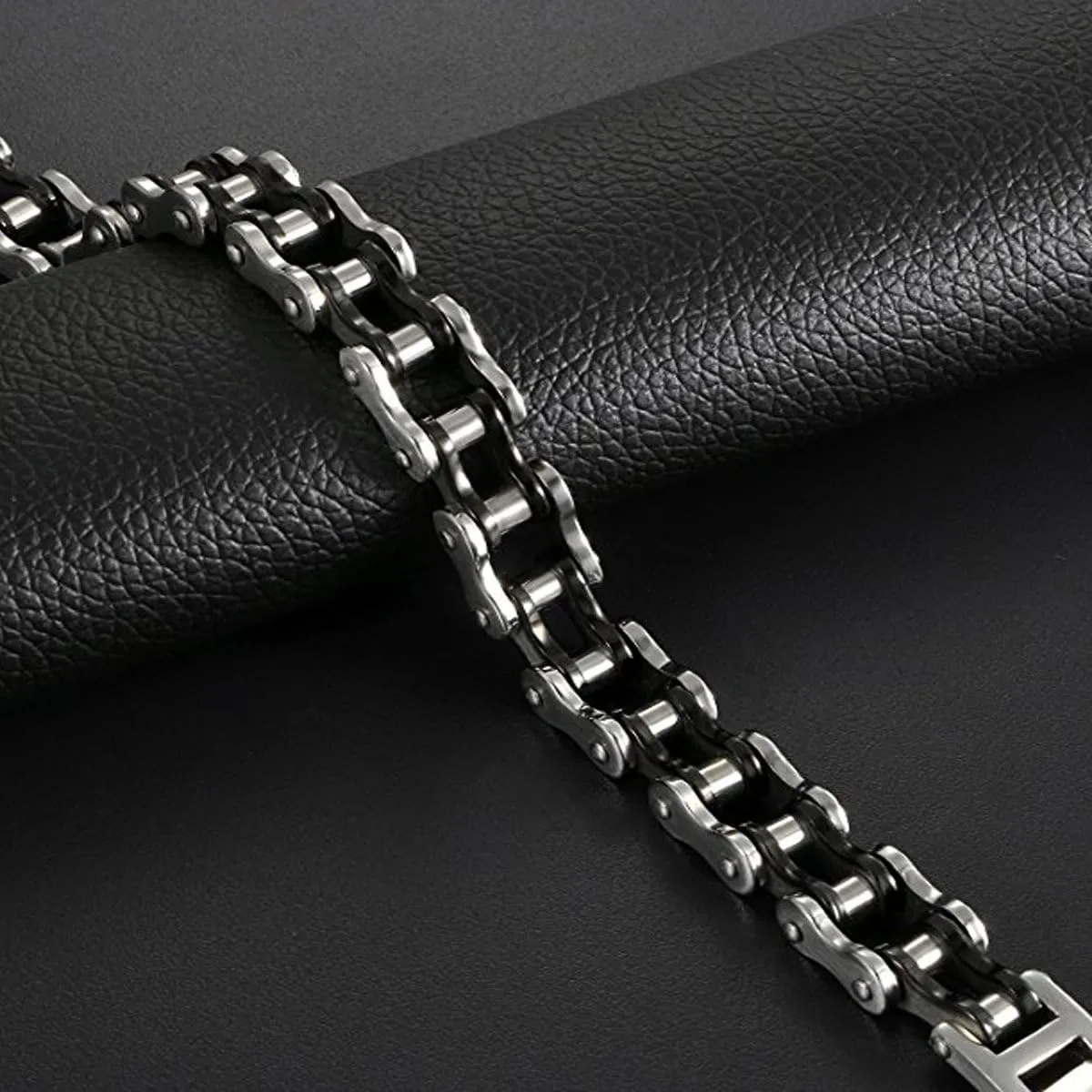 Feraco Mens Bikers Bracelet Stainless Steel Motorcycle Bike Chain Bracelets 8.4 Inch
