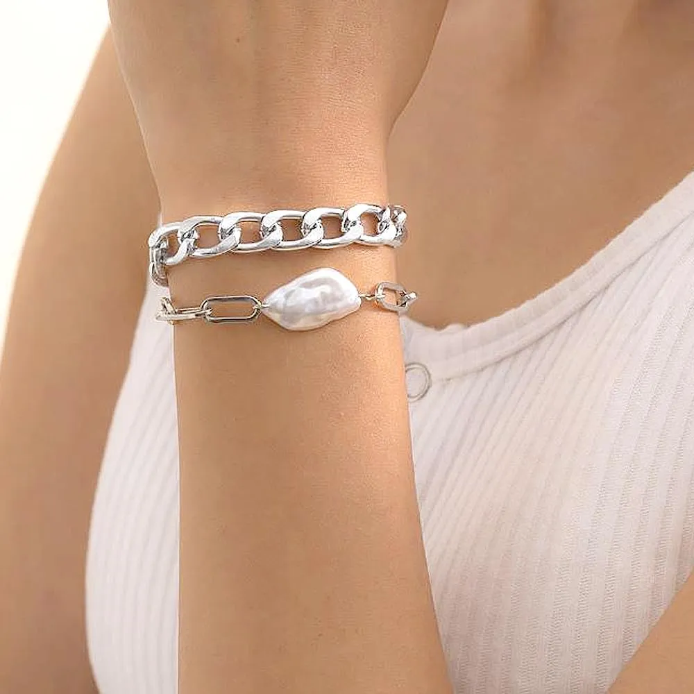 FUTIMELY Baroque Pearl Chain Bracelet Set for Women Chunky Adjustable Gold Paperclip Link Statement Bangles Personality Cuban Chain Bracelet Charm Jewelry Gift