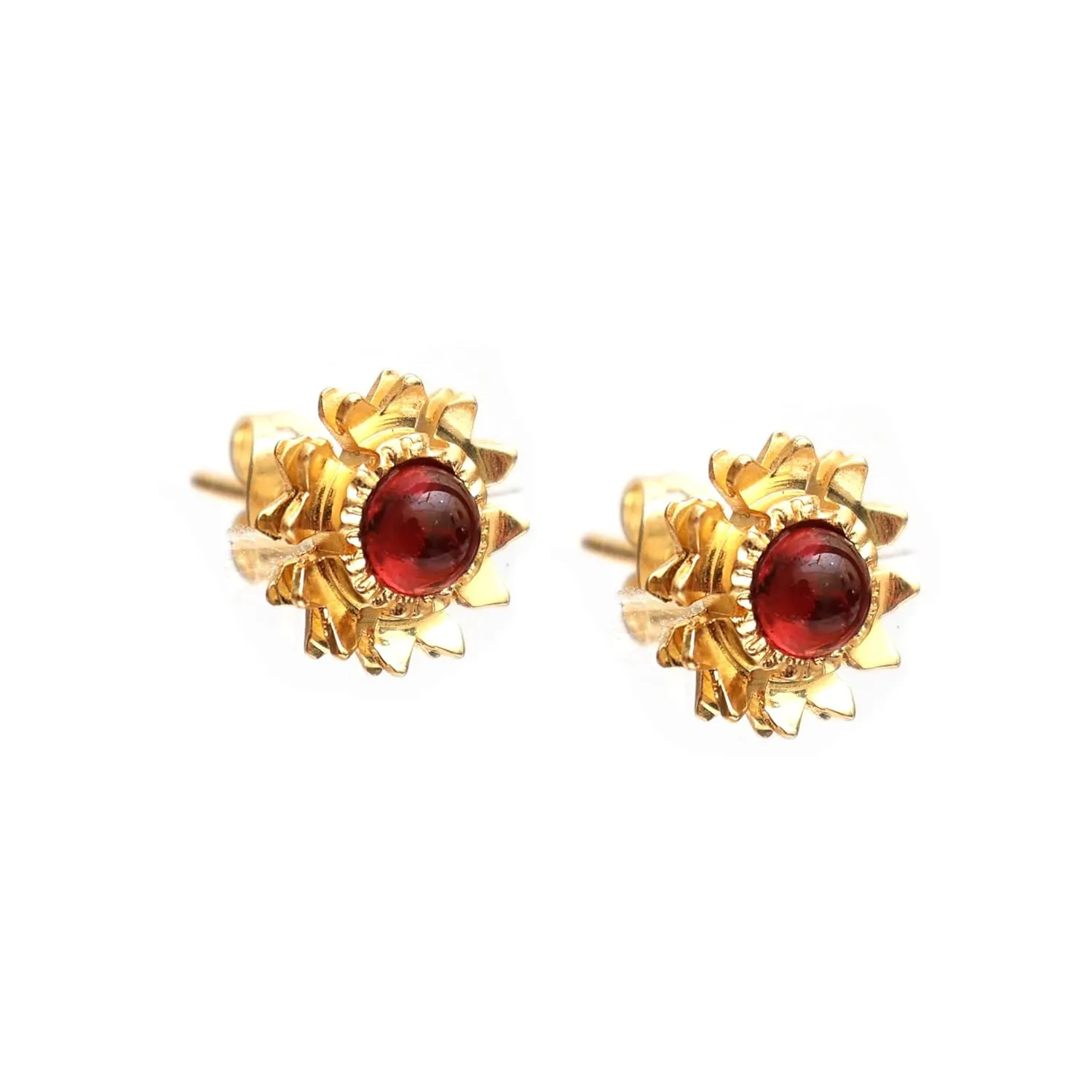 Gempires Flower Stud Earrings, Red Garnet Earring, Natural Gemstone Earrings, Hypoallergenic 14k Gold Plated, Cute Chic Flower Studs, Party Wear, Gift for Her (12 mm)