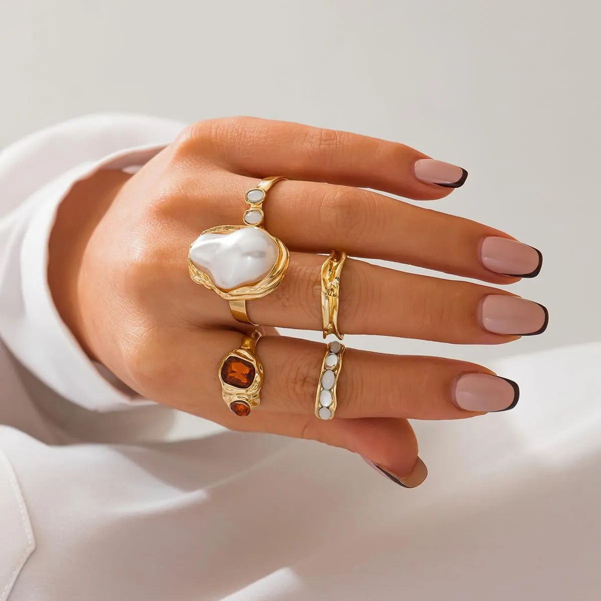 Gold Chunky Rings Set Chunky Gold Flower Rings Pearl Stacking Statement Rings for Women 14k Gold Plated Thick Dome Stackable Open Rings Exaggerated Baroque Pearl Stack Rings