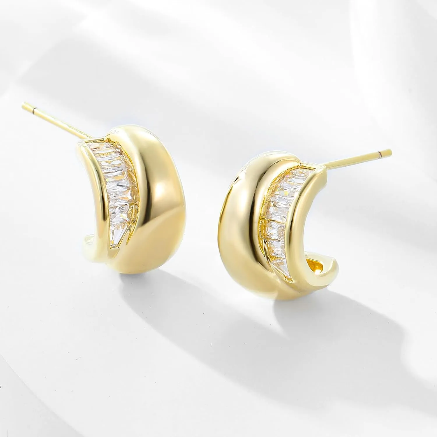 Gold Earrings For women Fashion Small 14k Plated Gold Jewelry Bow Earrings Cute Stud Earrings Lightweight Fashion Accessories