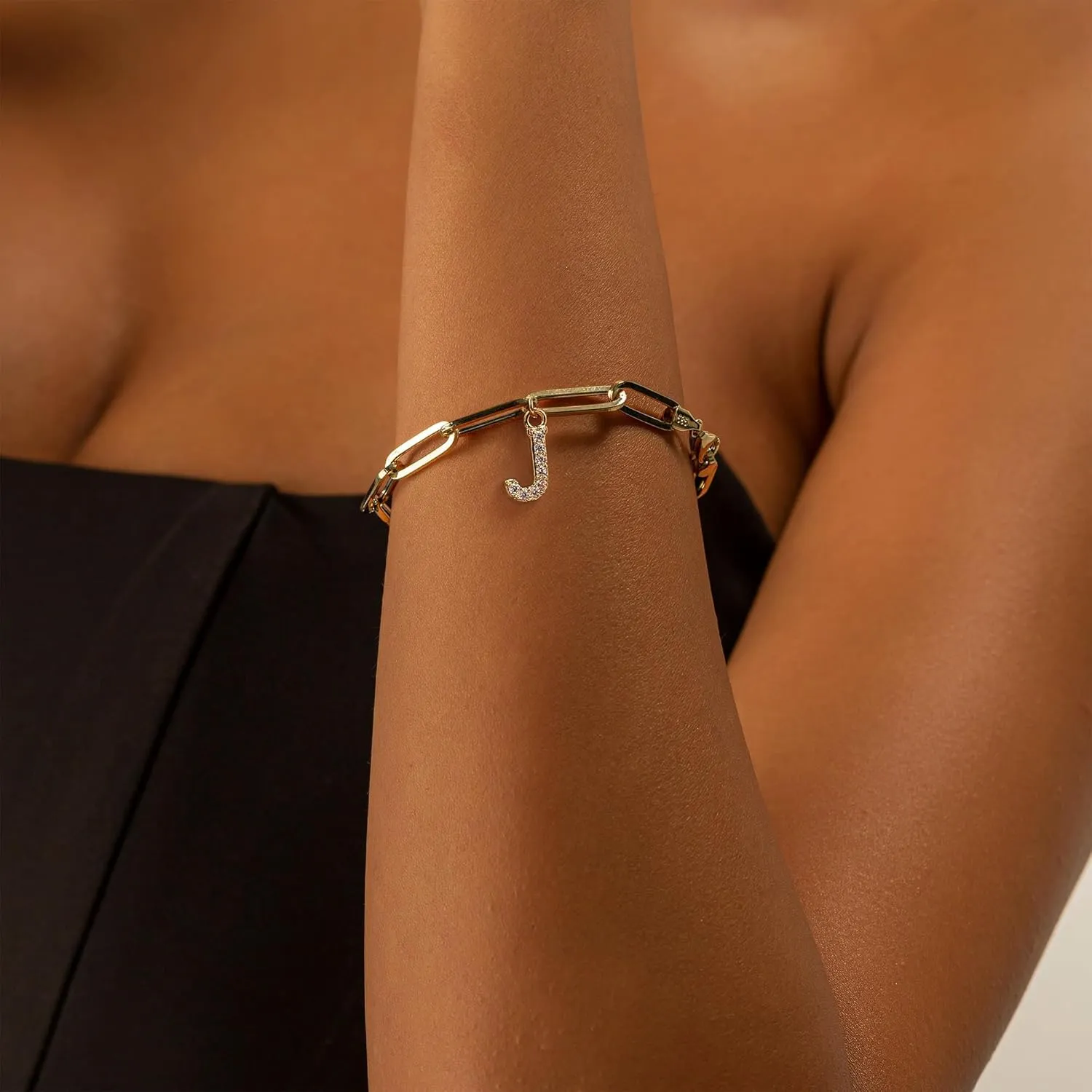 IEFWELL Gold Initial Bracelets for Women Women - Dainty 14K Gold Plated Bracelet | 26 Alphabets Bracelets | Monogram Charm Bracelet | Preppy Jewelry | Gold Jewelry for Women | Birthday Gifts