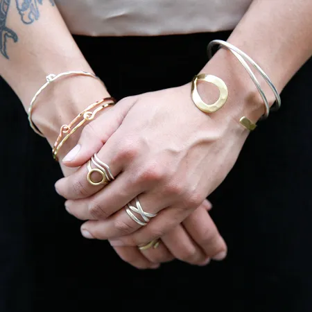 Interlocking Ripple Bracelet - Silver
