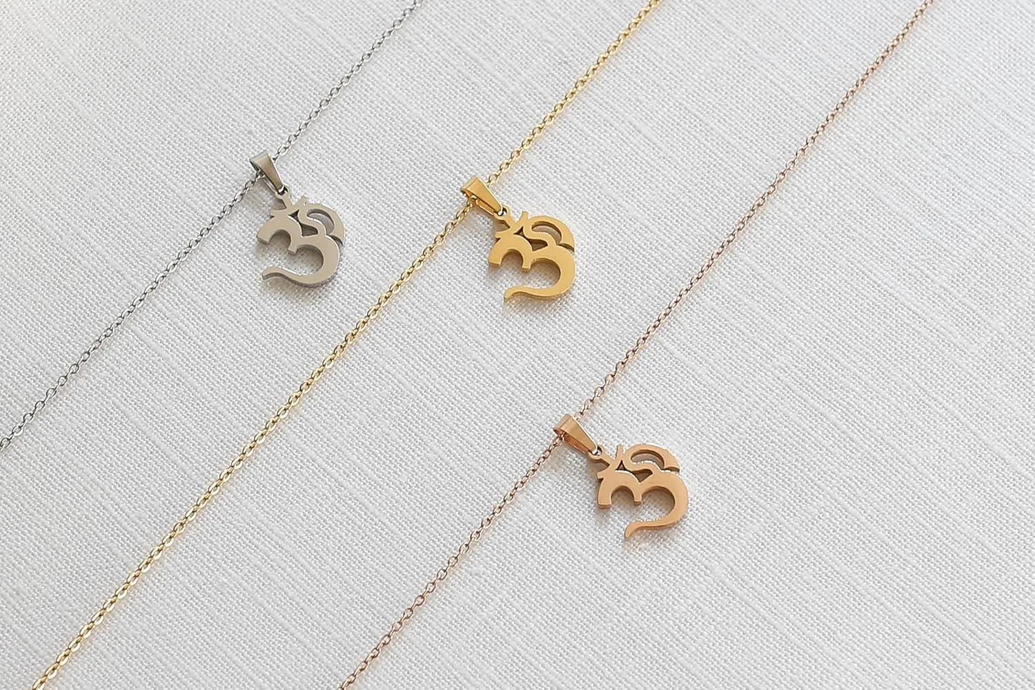 LUUK LIFESTYLE Stainless steel necklace with pendant and HAPPINESS card, 20 adjustable length, lucky charm, friendship chain, Valentine's Day gift, birthday, women's jewelry, silver, gold, rosegold