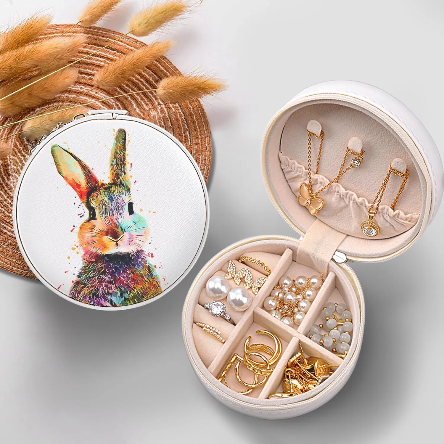 MAYCARI Small Portable Travel Jewelery Box, Cute Rabbit-A Pattern Mini Leather Jewelery Box Organiser for Rings Earrings Necklace Bracelets Jewelry Gift for Women Girls Kids