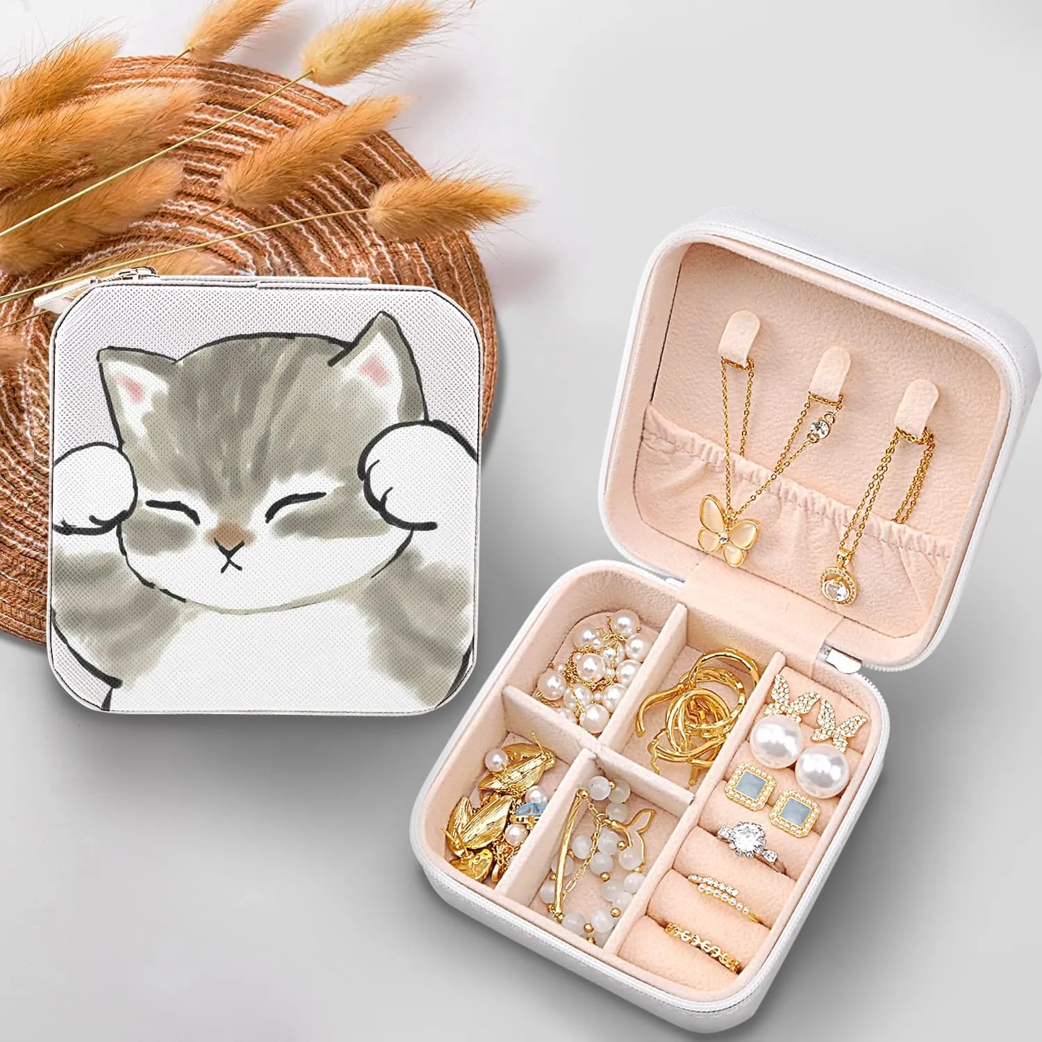 MAYCARI Small Portable Travel Jewellery Box, Cute Cat Pattern Mini Leather Jewellery Box Organiser for Rings Earrings Necklace Bracelets Jewelry Gift for Women Girls Kids