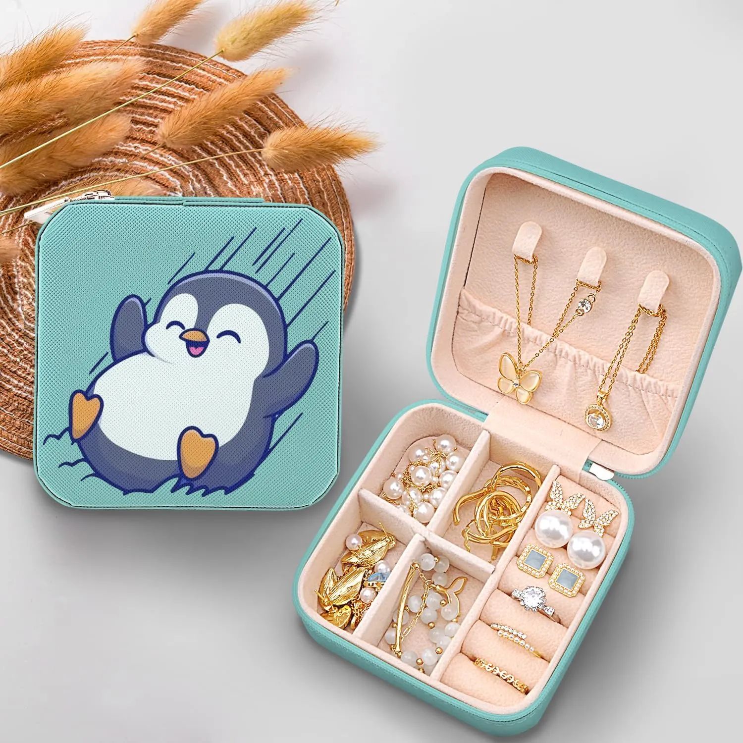 MAYCARI Small Portable Travel Jewellery Box, Cute Penguin Pattern Mini Leather Jewellery Box Organiser for Rings Earrings Necklace Bracelets Jewelry Gift for Women Girls Kids
