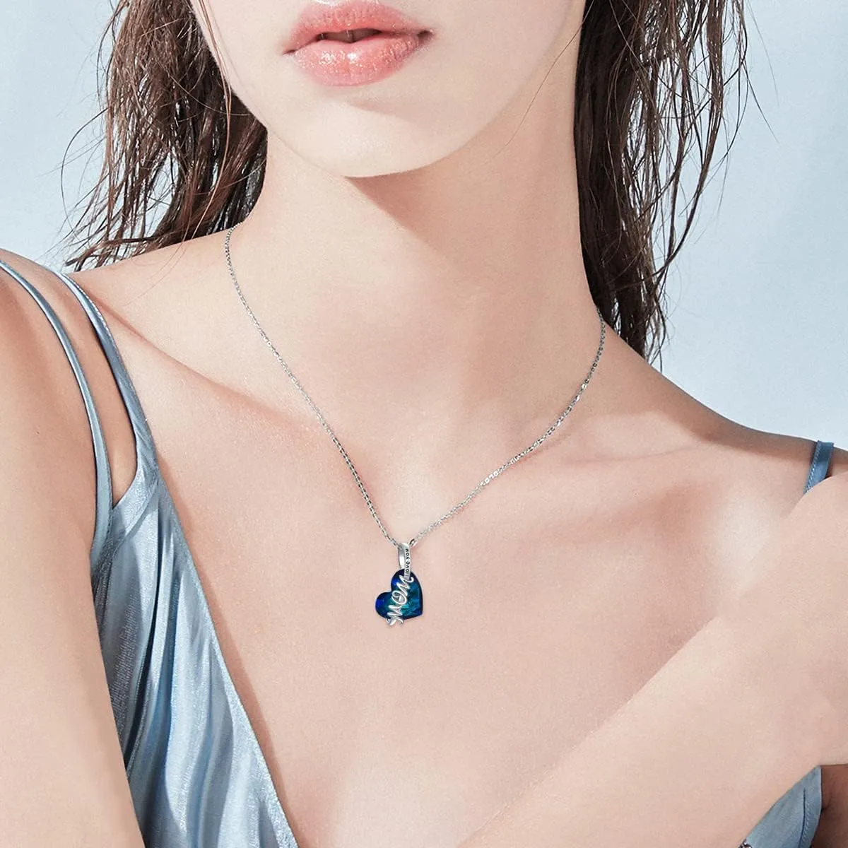 Mom Necklace Sterling Silver Mom Pendant Heart Necklace Jewelry Mother's Day Necklace for Mom Mama Women