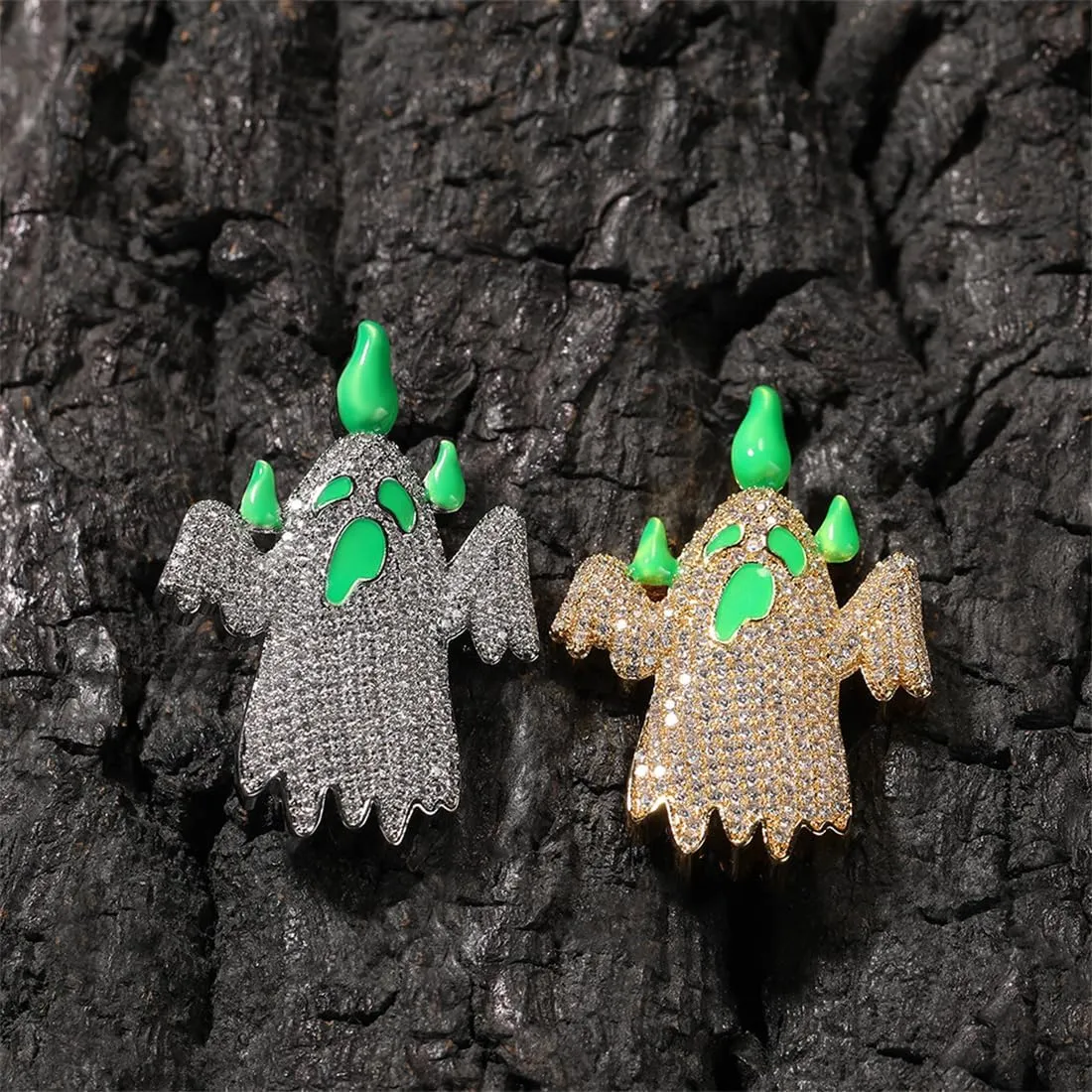 Oil Dripping Glow-In-The-Dark Ghost Pendant Necklace, Niche Street Personalised Diamond Encrusted Cartoon Chain Jewellery
