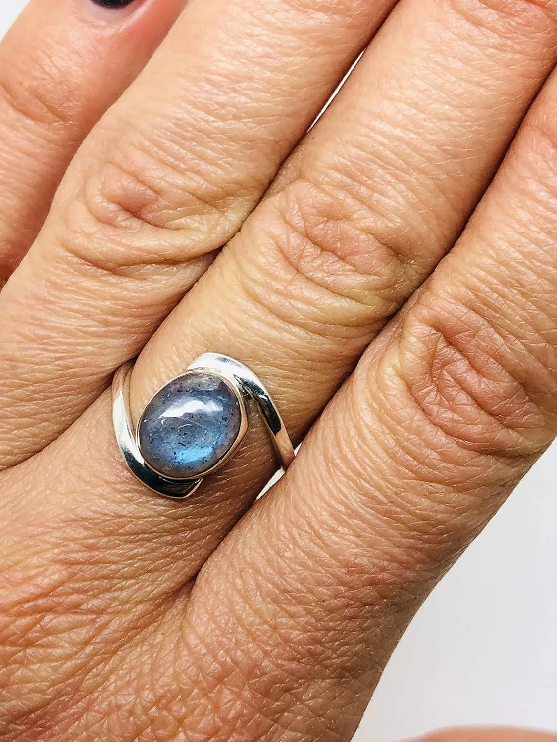 Oval Labradorite 925 Sterling Silver Ring - Delicate BOHO Chic Jewelry - Fashionable and Stylish for Women with Velvet Gift Bag/Box - Made by Indian Artisans - Size 5-10