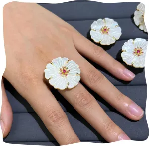 Shell Cameo Ring, Handmade Flower Rings for Women, Natural Seashell Ring Hand Carved White Shell Jewelry, Adjustable Vintage Hippie Cocktail Flower Fidget Ring.