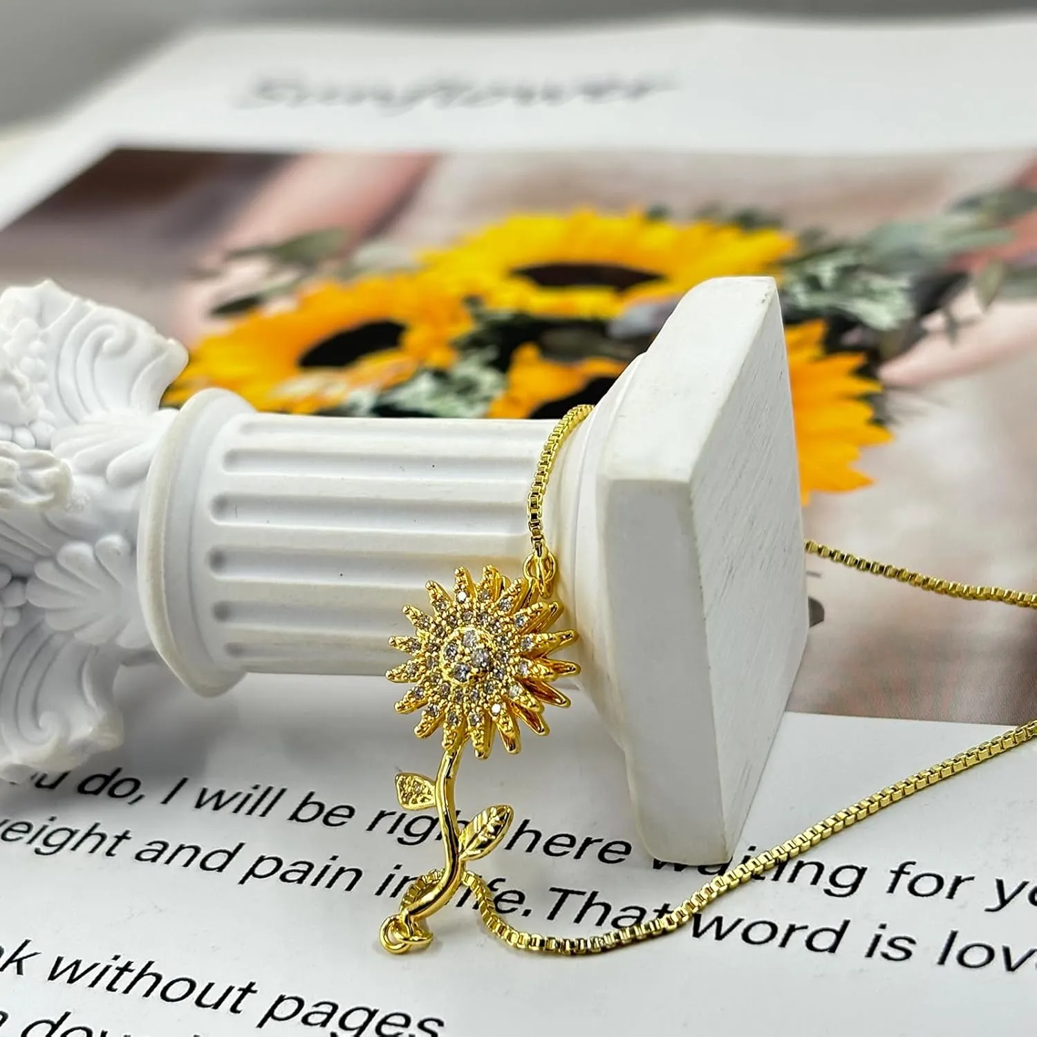 Spinning Sunflower Bracelet for Women 7"-9" Adjustable Flowers Rhinestone Fidget Bracelets for Tiny Wrist Sparkly Flower Anxiety Bracelet Cubic Zircon Sunflowers Mood Statement Bracelets Worry Relieving Jewelry Accessories
