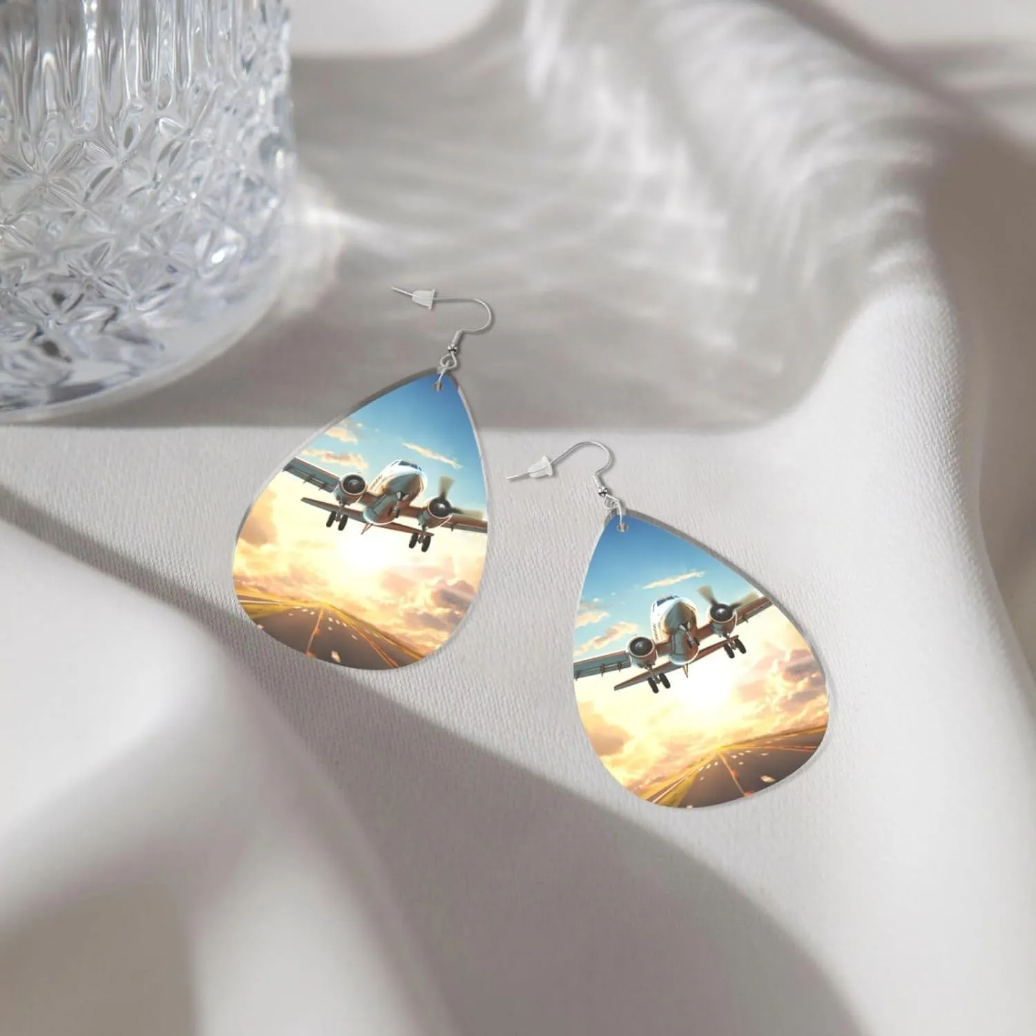 Stylish Drop-Shaped Acrylic Earrings Lightweight Printed Teardrop Dangle Earrings for Women (Airplane)
